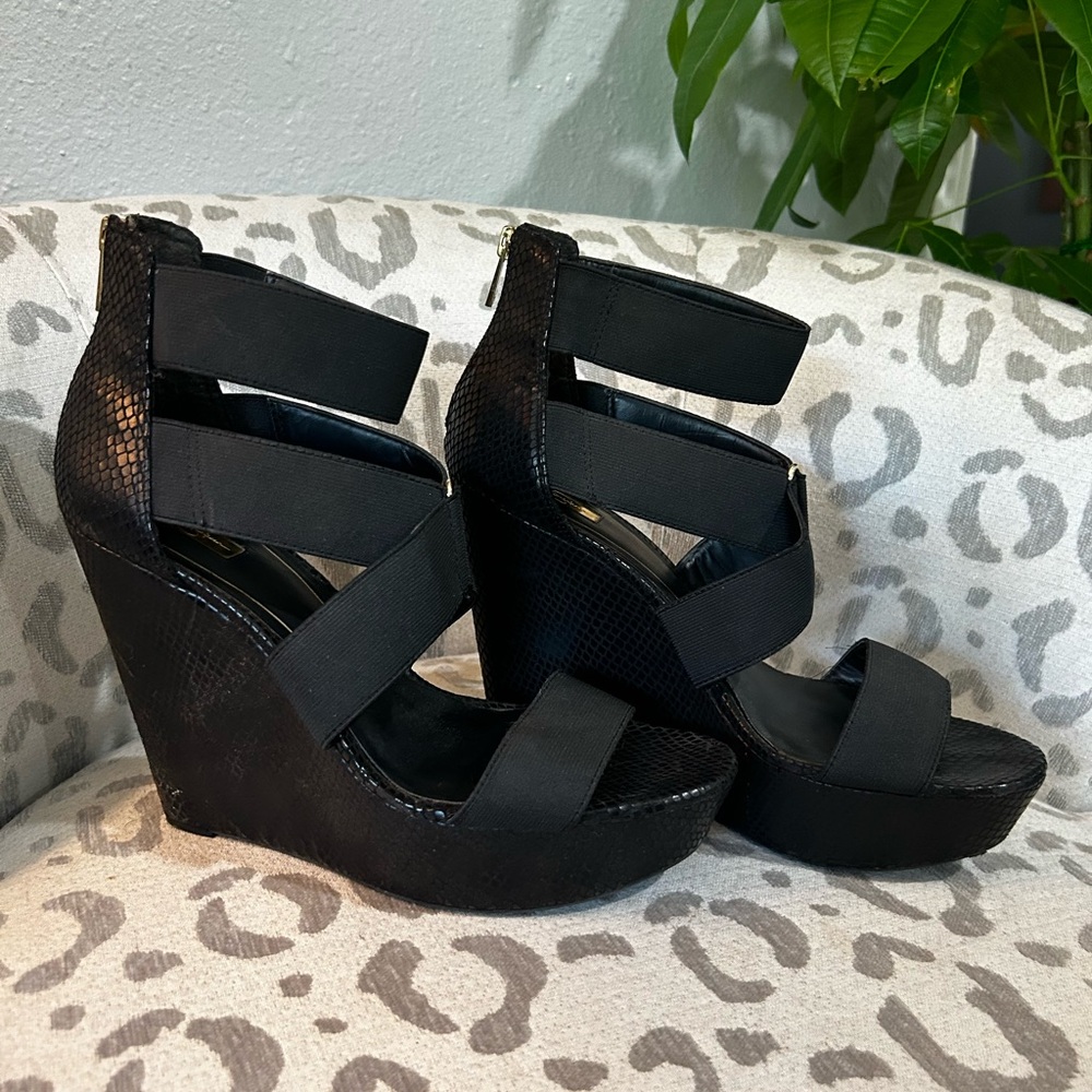 Jessica Simpson black wedged heel. Size 11. - Picture 2 of 6